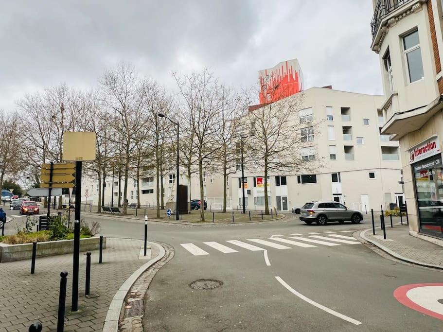 Apt Des Artistes, 3 Min A Pied Gare Et Centre Βαλενσιέν Εξωτερικό φωτογραφία